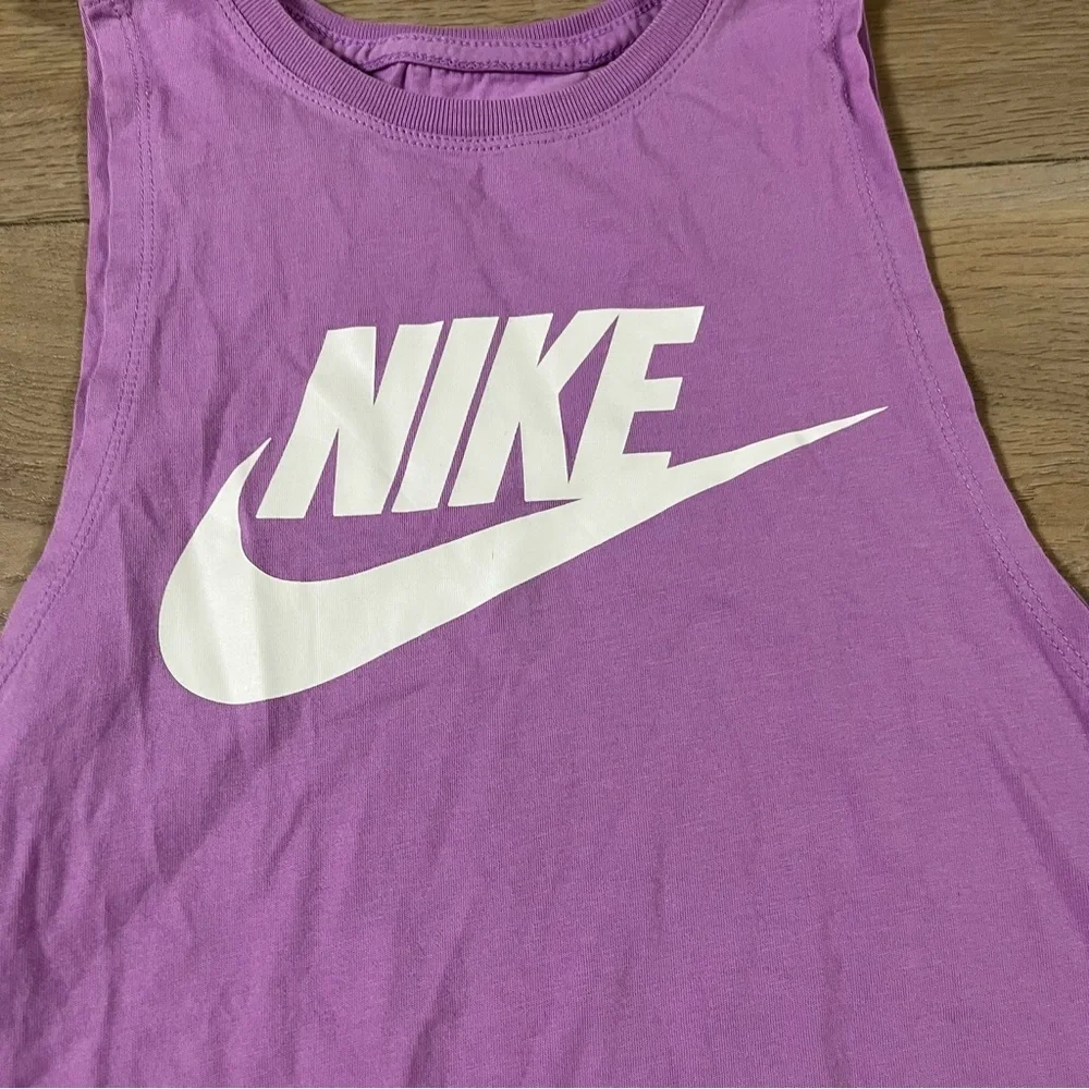 Nike Women's Lavender Muscle Tee